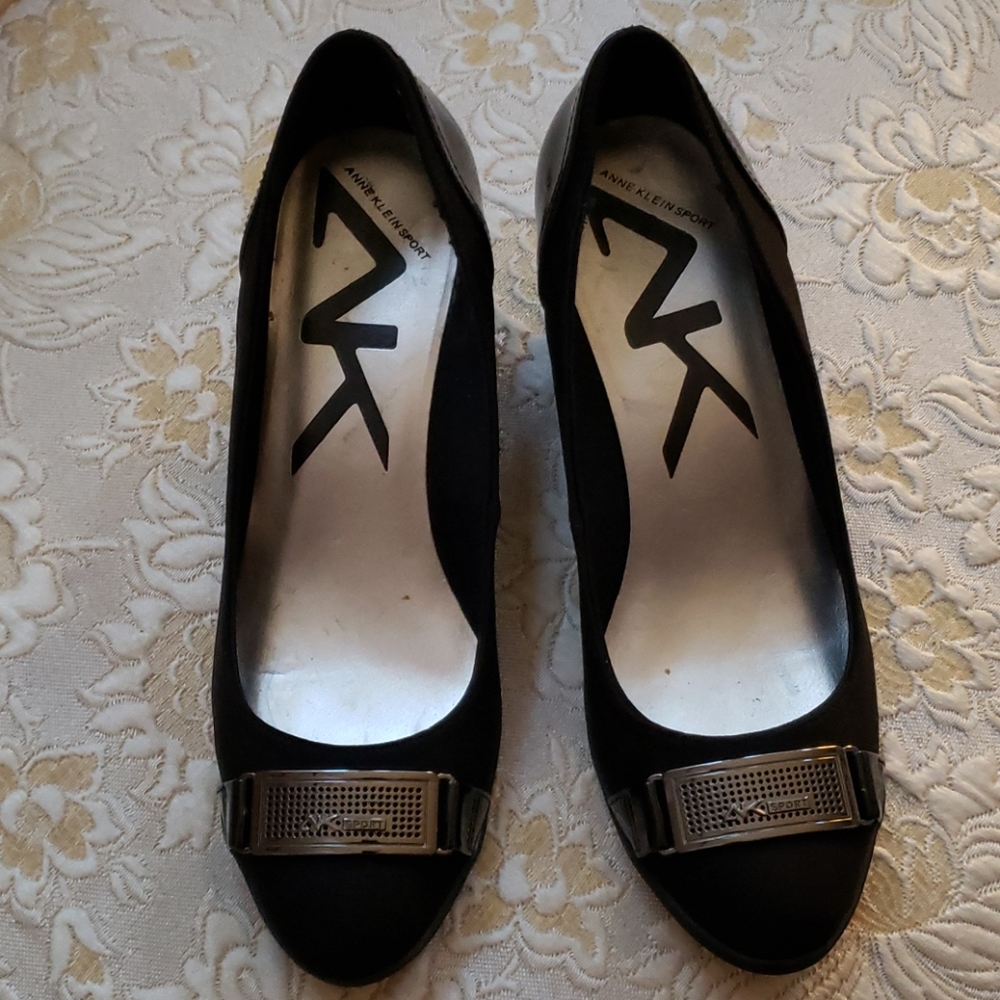 Anne Klein Sport Wedge Pump Size 8